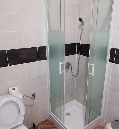 Hostal Gracia Torrejón de Ardoz Εξωτερικό φωτογραφία