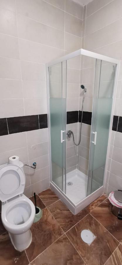 Hostal Gracia Torrejón de Ardoz Εξωτερικό φωτογραφία